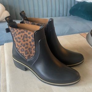 Kate Spade rain boots